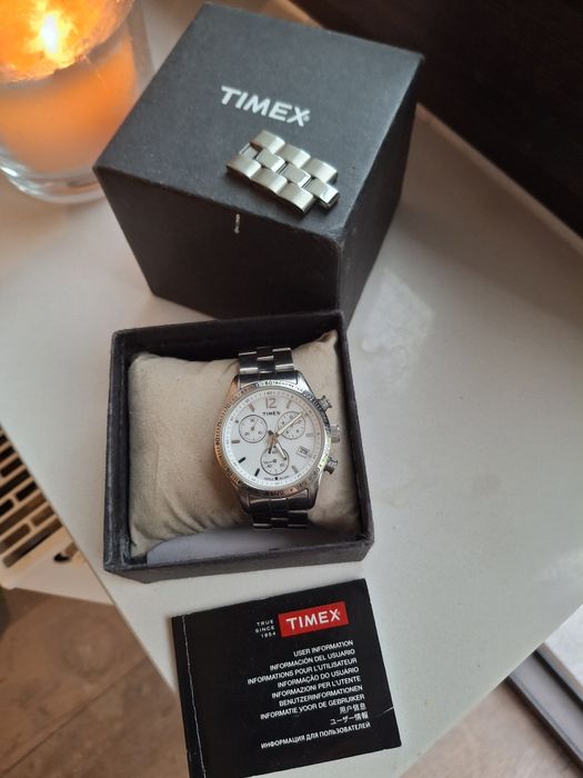 Zegarek TIMEX srebrny damski