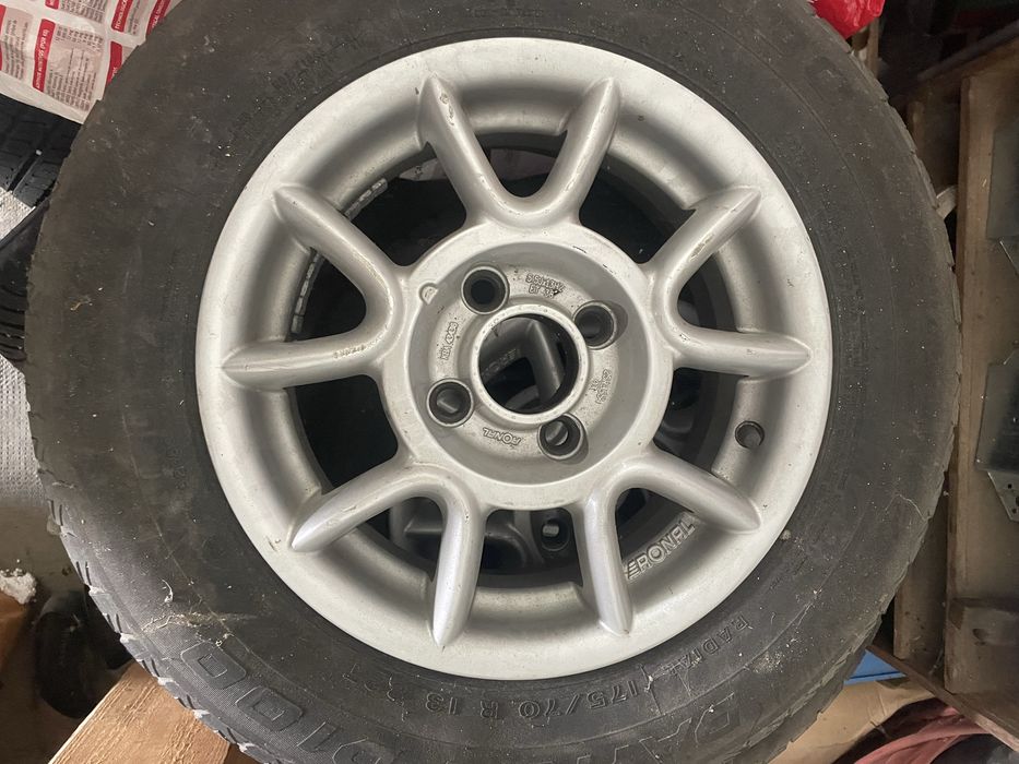4 jantes(pneus seminovos)