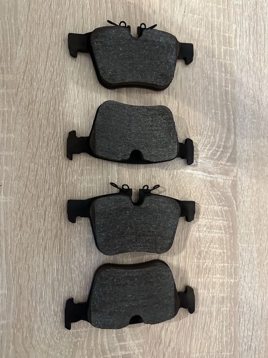 Гальмівні колодки brembo P86029 (задні)