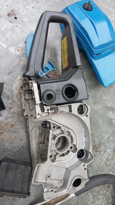 Продам бензопилу на запчасти.