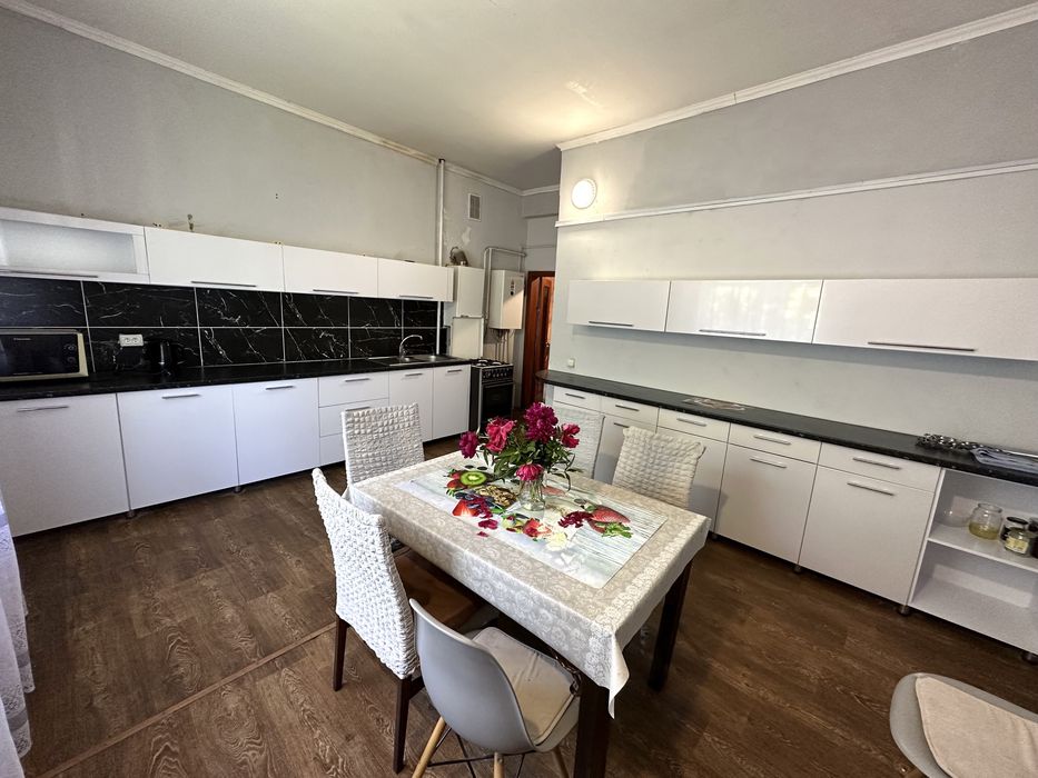 Большой дом с камином и мангалом