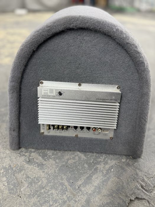 Сабвуфер Fli active 800 watts