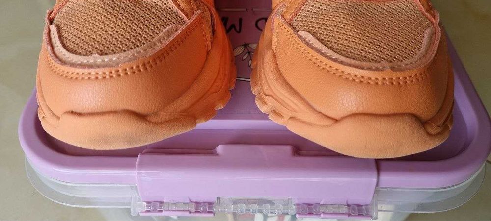 Кросівки на дівчинку 20,5см