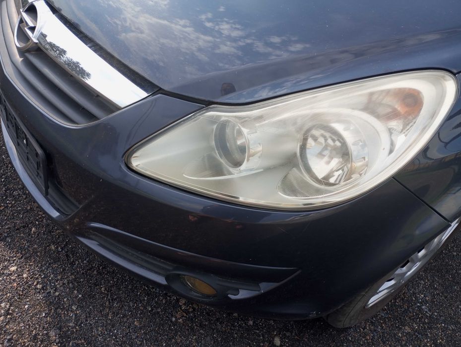 Lampy przednie corsa d opel