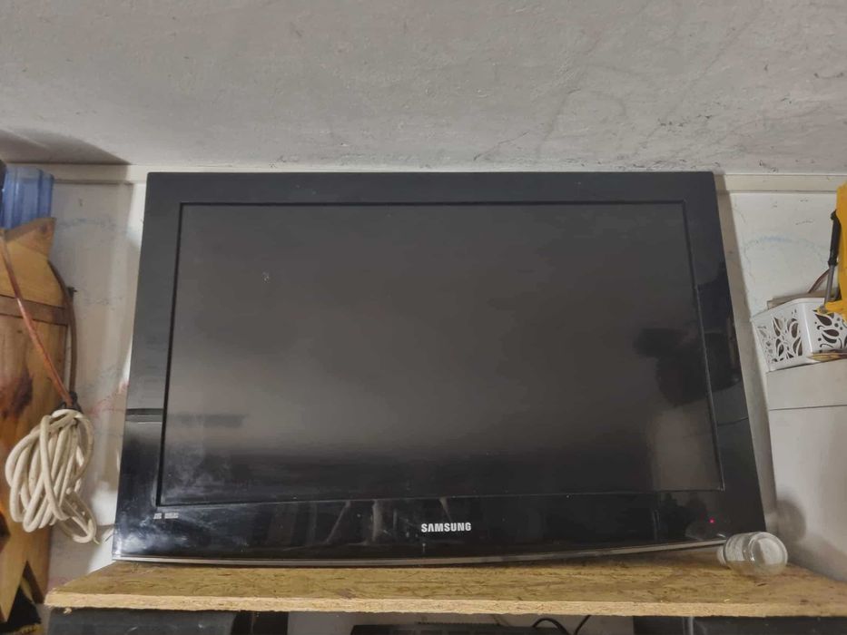 Telewizor Samsung 37 cali