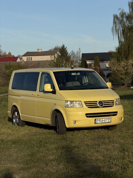 Volkswagen Multivan T5 2004 rok