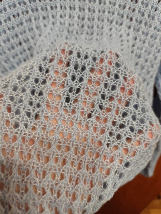 Светер паутинка новий