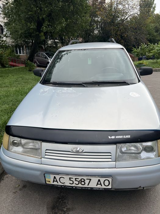 ВАЗ            21112.