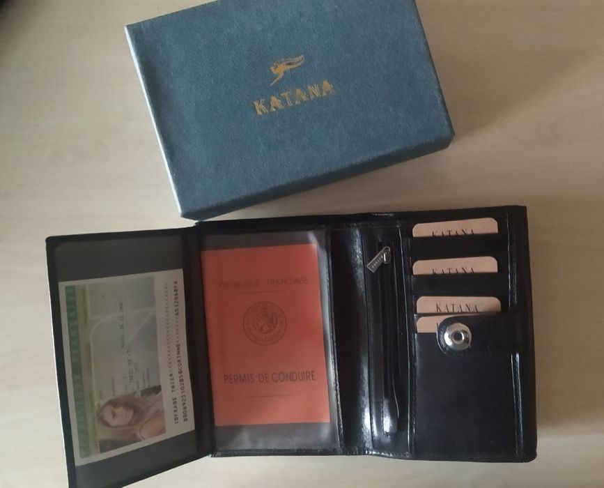 Шкіряний чоловічий портмоне Каtаna