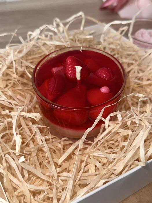 Свічка «полуничний десерт» 200мл