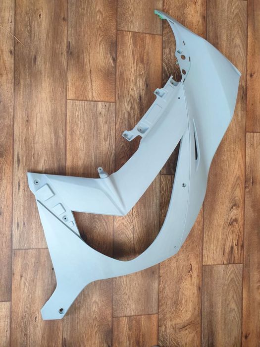 Пластик Kawasaki zx10R 2012-2015год, передний габарит