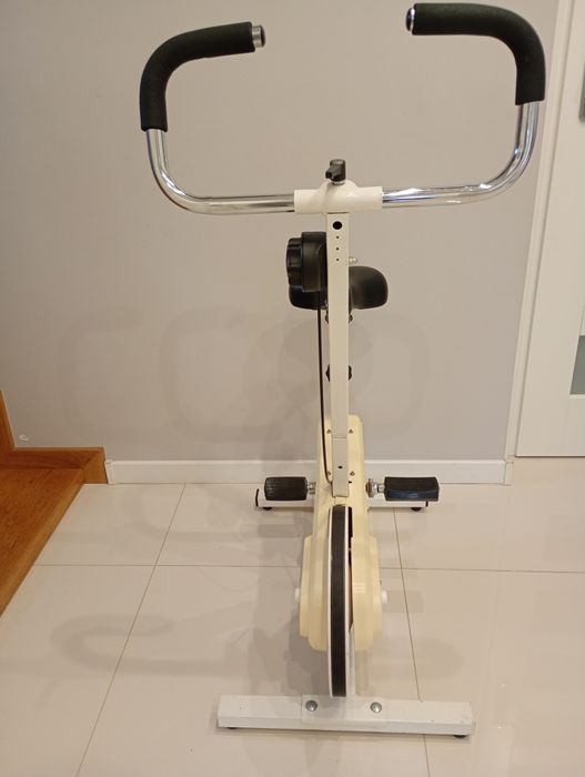 Rower treningowy stacjonarny Kettler electronic manta