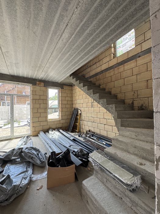 готовий таун біля ТЦ Жираф, 85м2, газ+паркомісце