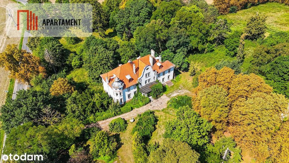 Unikat Zespół Pałacowo-Parkowy Dworek Neobarokowy