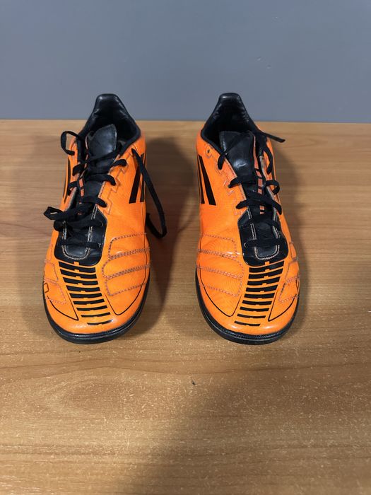 Бутси,сороконіжки,футзалки 39-44 розміри