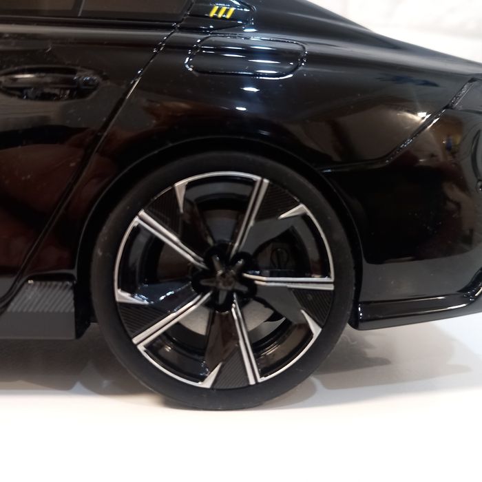 Peugeot 508 PSE skala 1:18 OTTO jak Norev nowy.