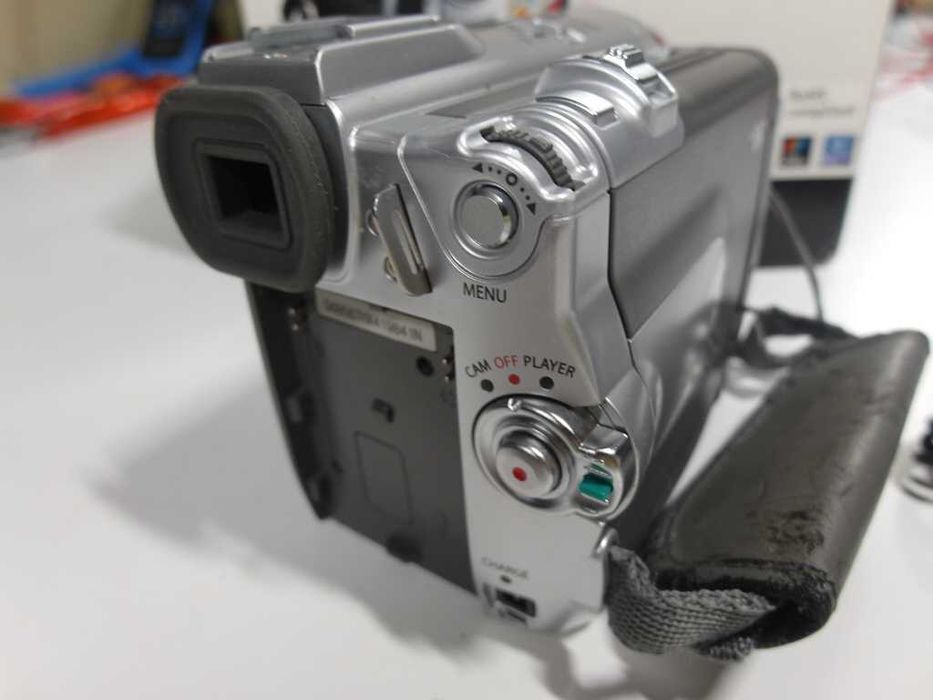 Camera Video MiniDV Samsung VP-D30 com alimentador impecável