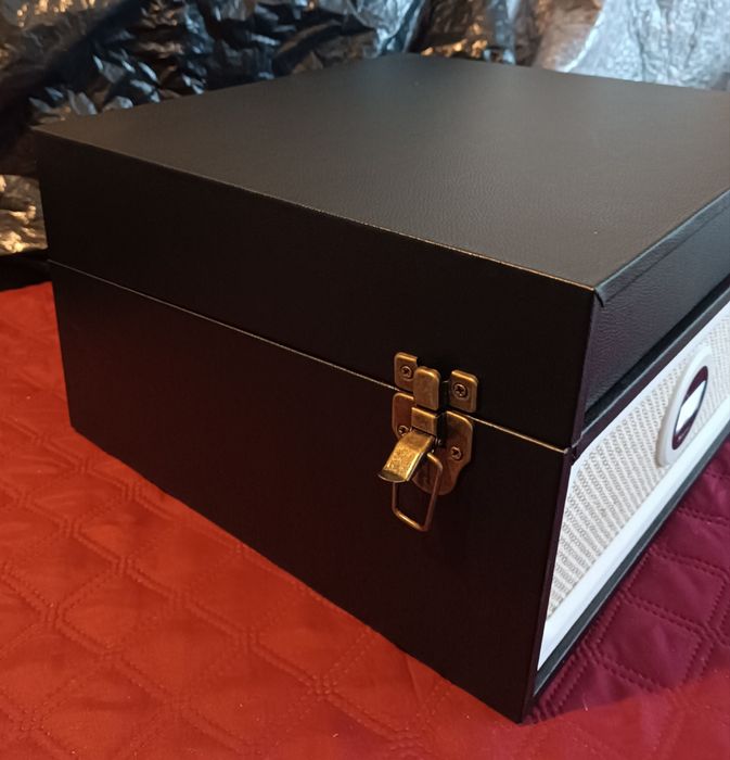 Програвач вінілу Auna Sarah Ann DAB+/FM радіо, USB, Bluetooth чорний