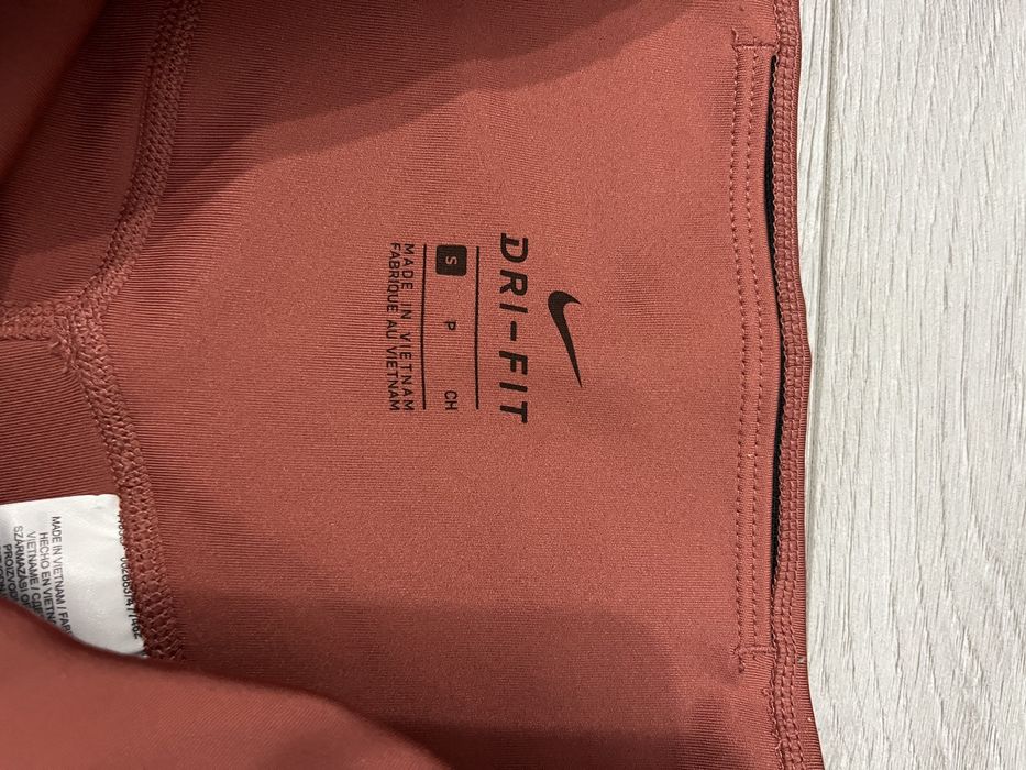 Жіночі бігові велосипедки nike