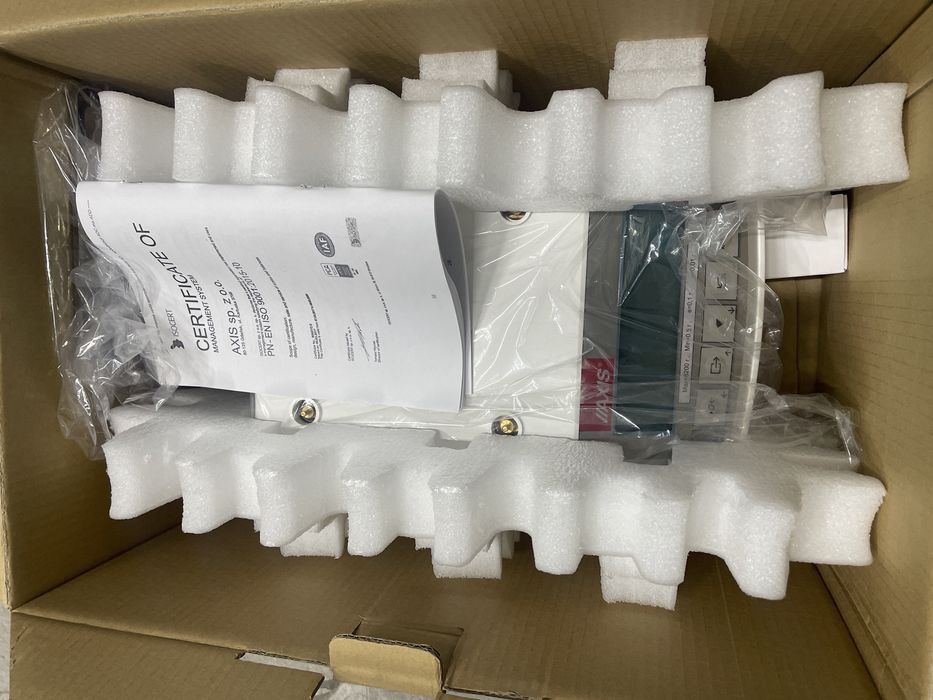 Ваги лабораторні ADC6200C