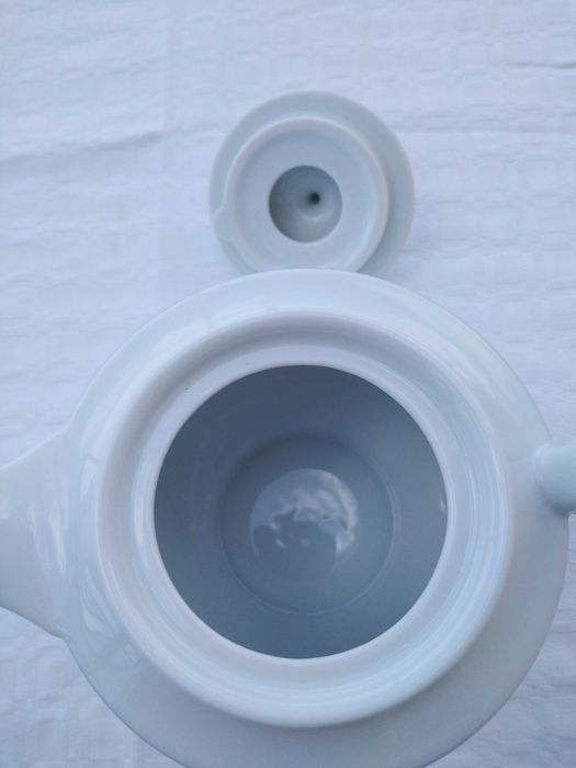 Bule de Porcelana Ema, de 1 litro
