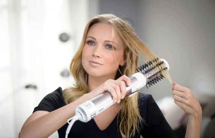 Фен-щітка ROWENTA CF 9540 в новому стані, не користувалась