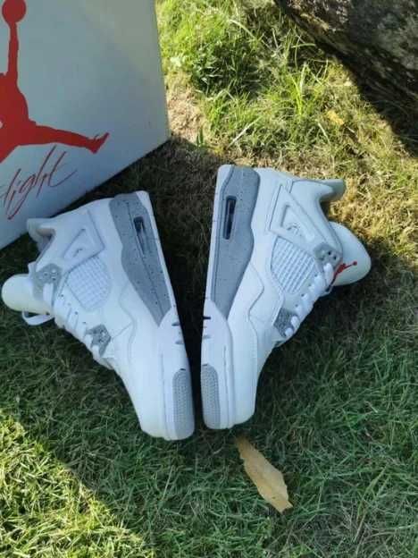 Jordan_4_Retro_White_Oreo R.44