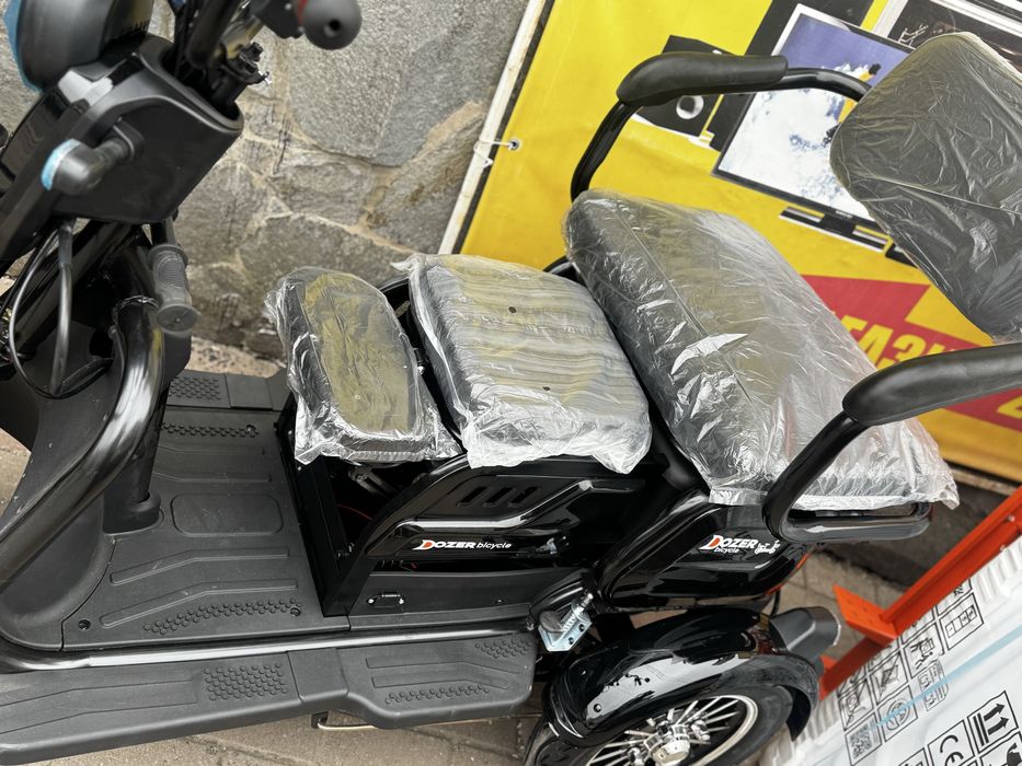 Електротрицикл DOZER Model 4E