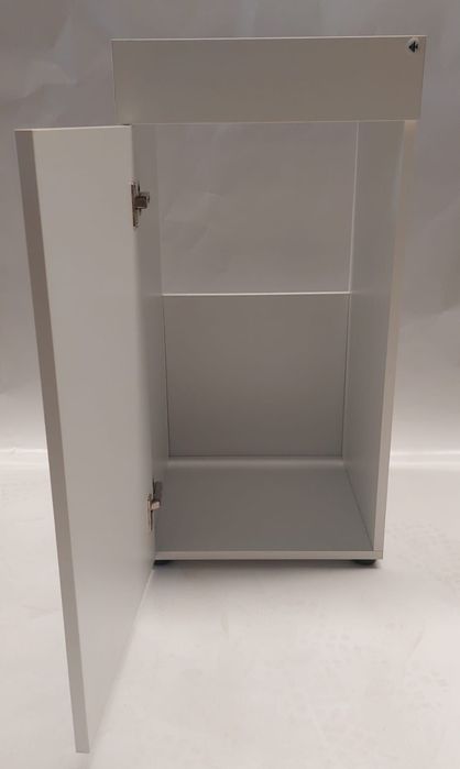 Aquário Cubo 50 c\sump +móvel PROMOÇÃO!! NOVOS!!

Antes: 135€ Agora:11