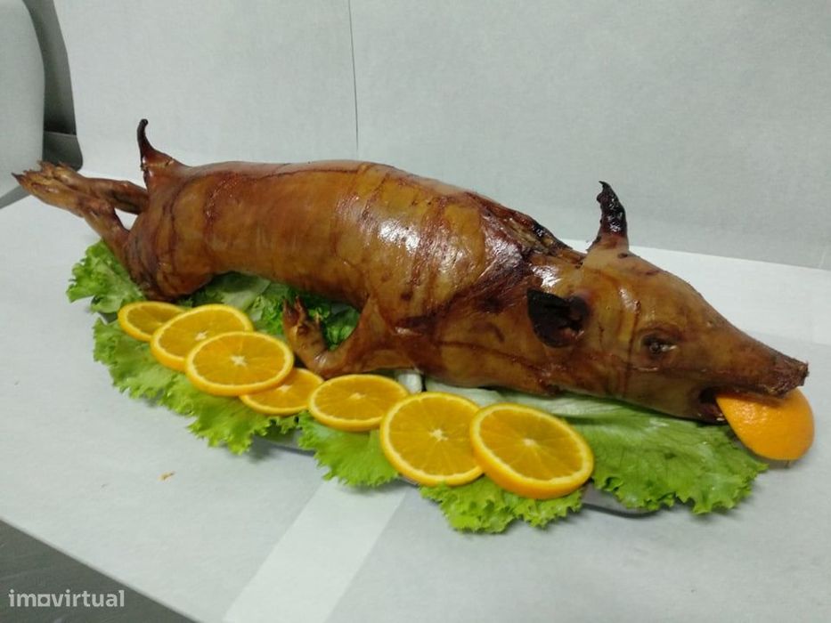 Trespasse Negócio De Assamento De Leitões E Restaurante