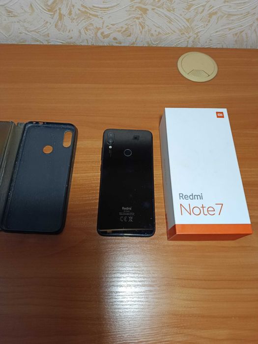 Продам Xiaomi Redmi Note 7 4/64GB