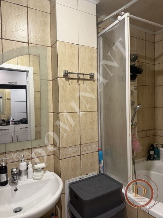 Продаж 3-х кім квартири Олександрівський район