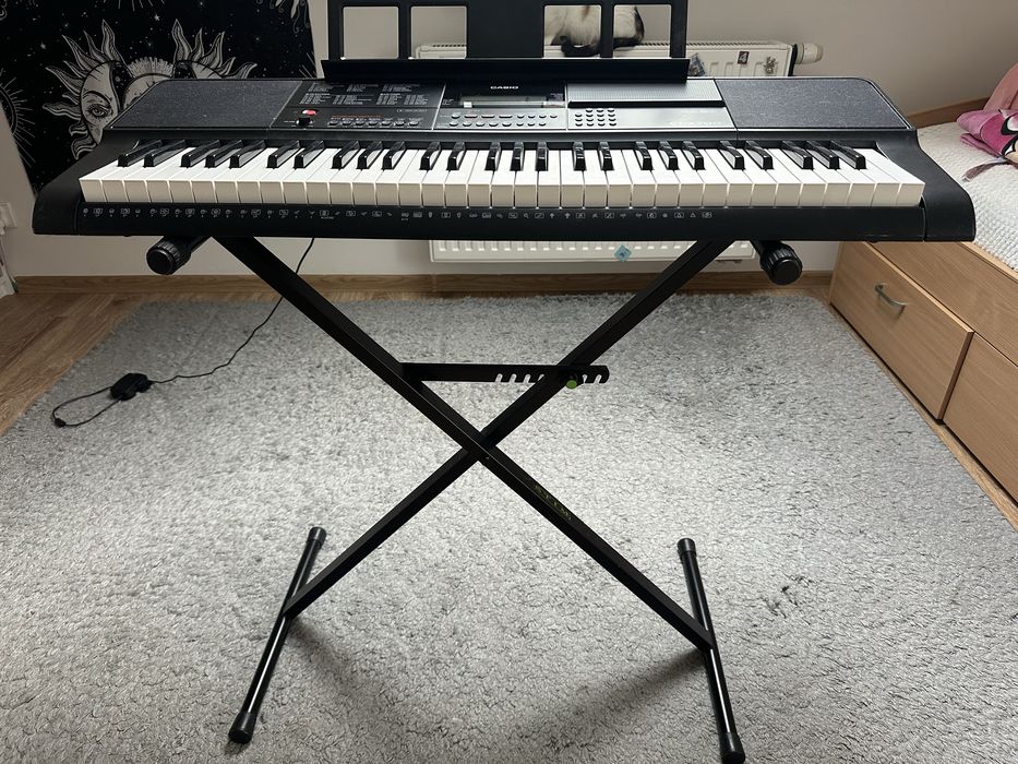 Keyboard casio c-tx700 jak nowy, stojak, pudełko