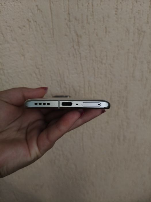 Продам realme gt 2 pro 12/256