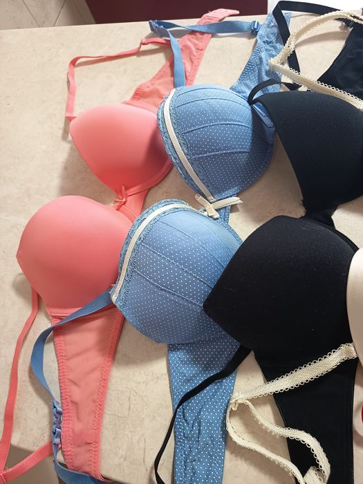 Stanik biustonosz 85 B zestaw 6 sztuk Triumph Primark