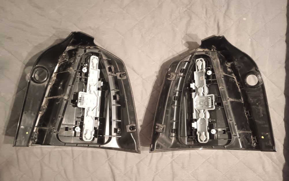 Lampy Opel Zafira B tył L/P