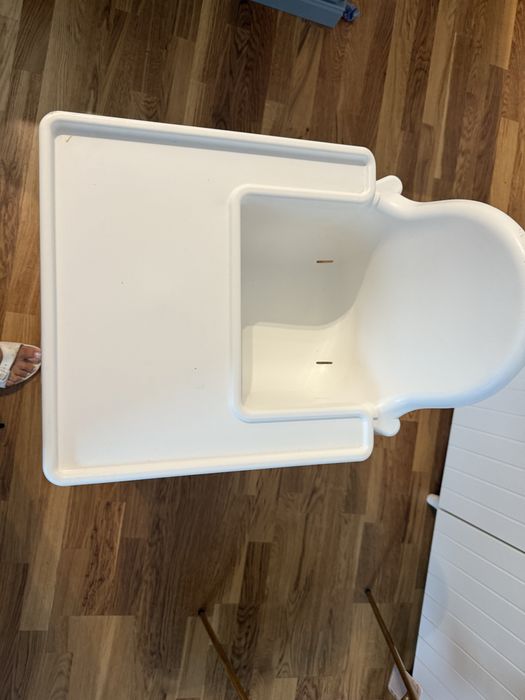 Krzeselko Antilip z podnozkiem i nowa deska