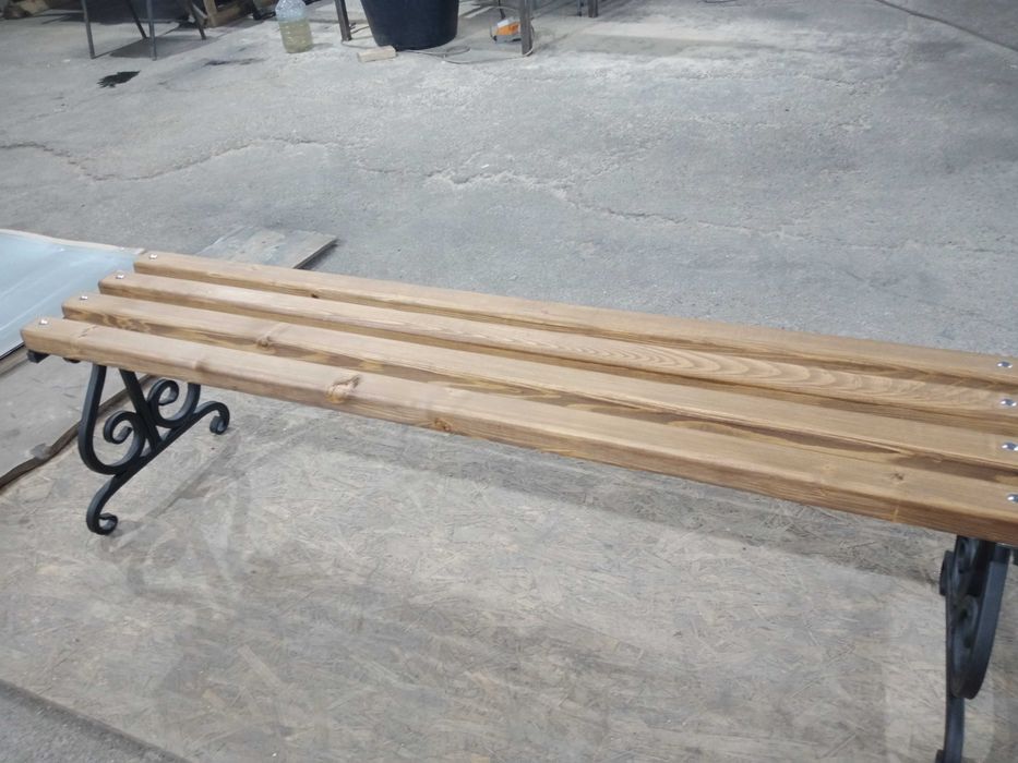 Лавка зі спинкою  та без спинки