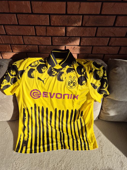 Sprzedam oryginalne koszulki Borussi Dortmund.