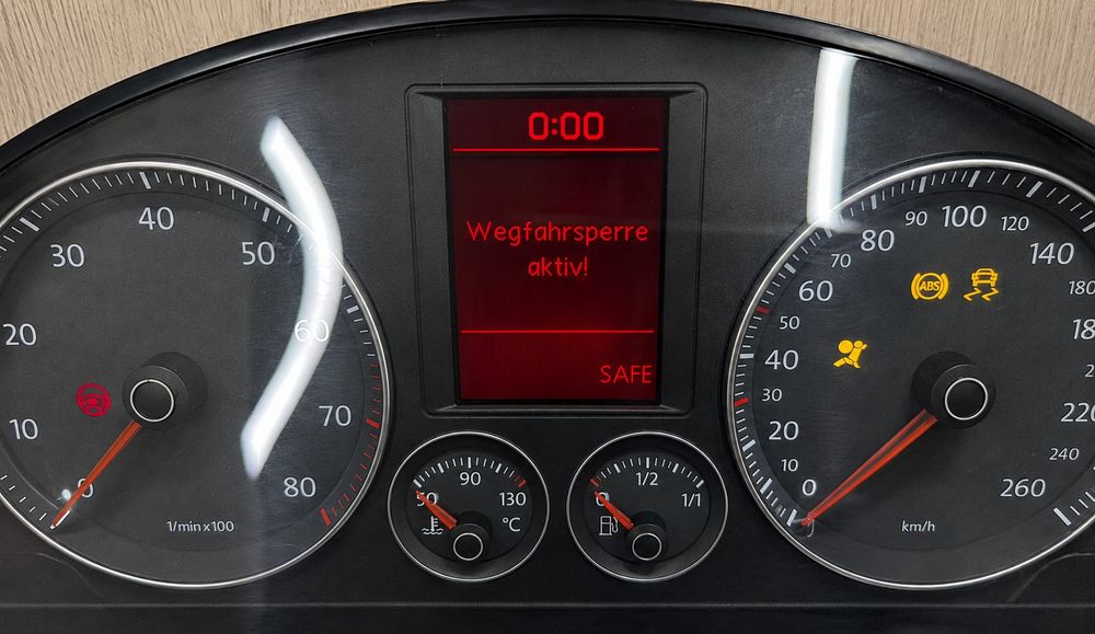 Панель приладів Volkswagen Golf 5 (MFA +) 1k0 920 874 A