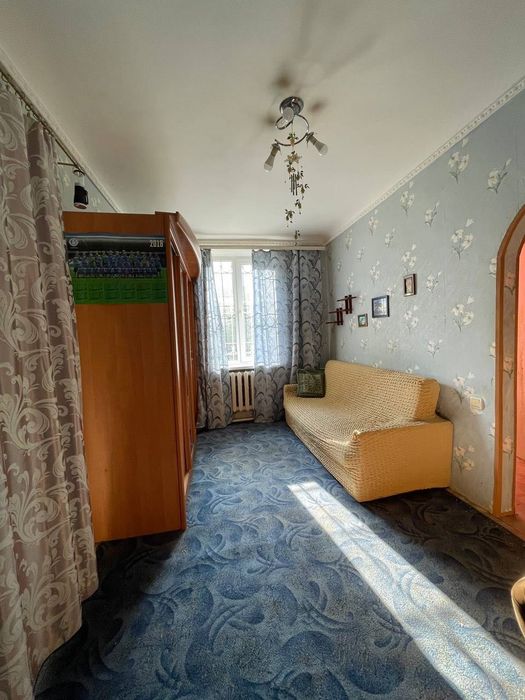 Продаж 2х кімнатної квартири біля парку Зелений Гай