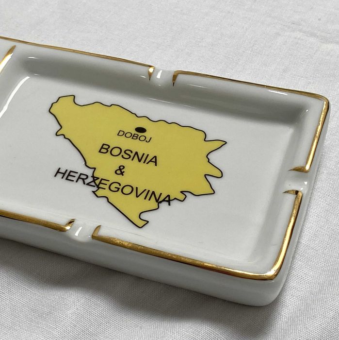 Cinzeiro decorativo contingente do Exército 1º BI/EUFOR na Bósnia