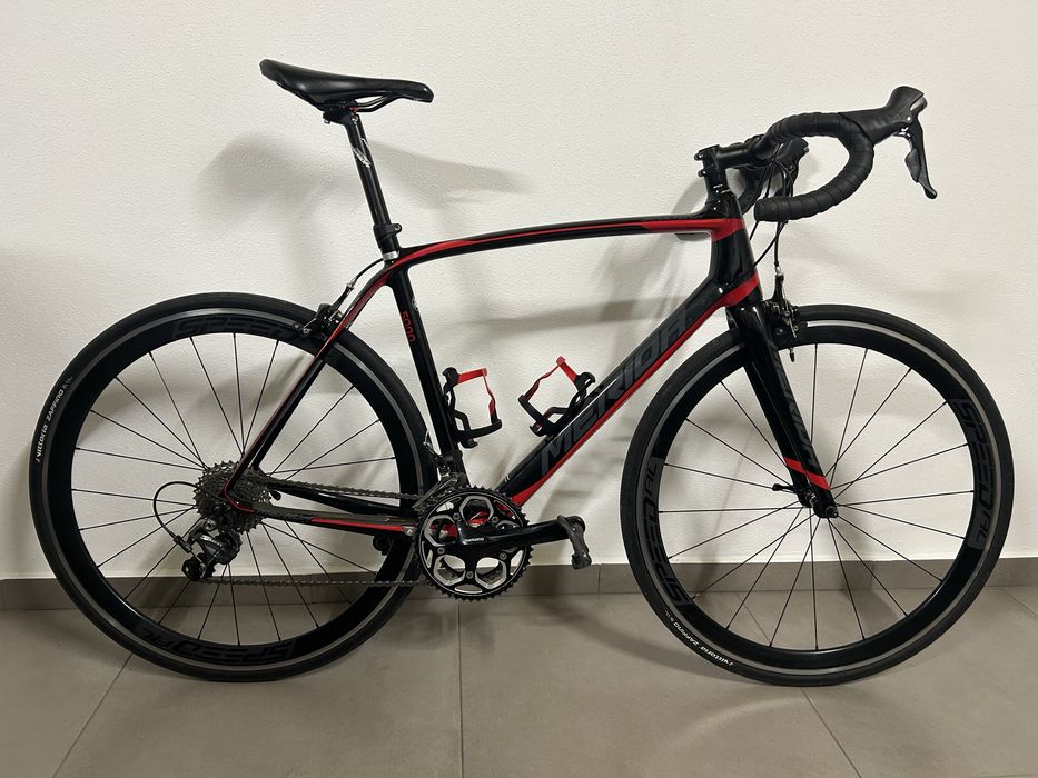 Bicicleta de estrada Merida Scultura 5000 em carbono