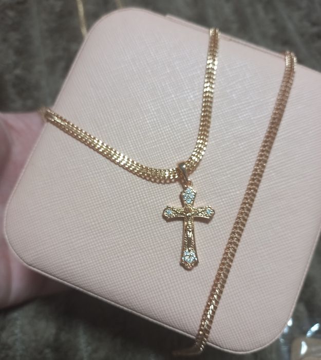 Комплект прикрас з медичного золота