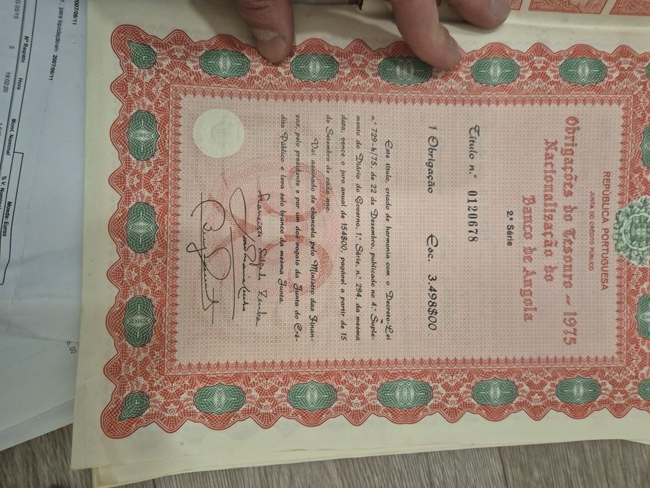 Obrigações do tesouro 1975