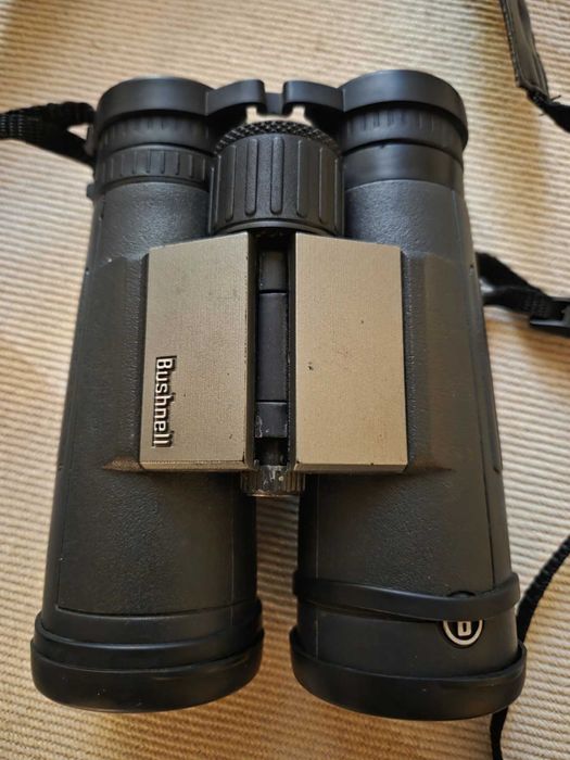 Binóculos Bushnel