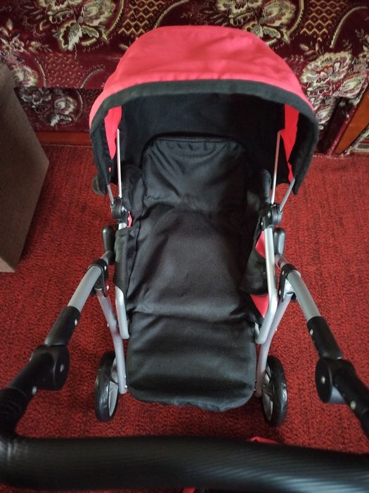 Дитяча коляска для ляльок