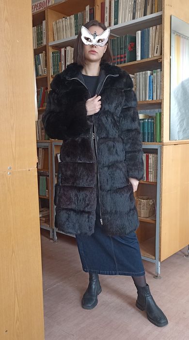 Шуба з натурального хутра.