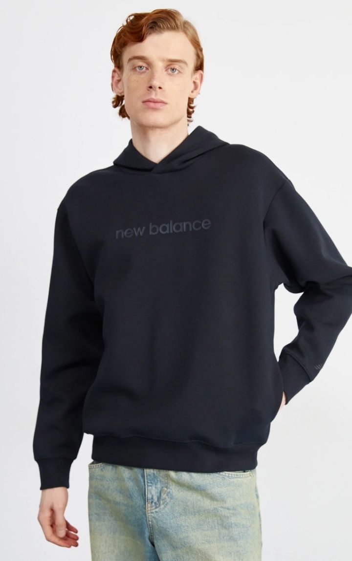 New Balance SHIFTED GRAPHIC HOODIE Collegepaita black SHIFTED GRAP 1 449 Olx