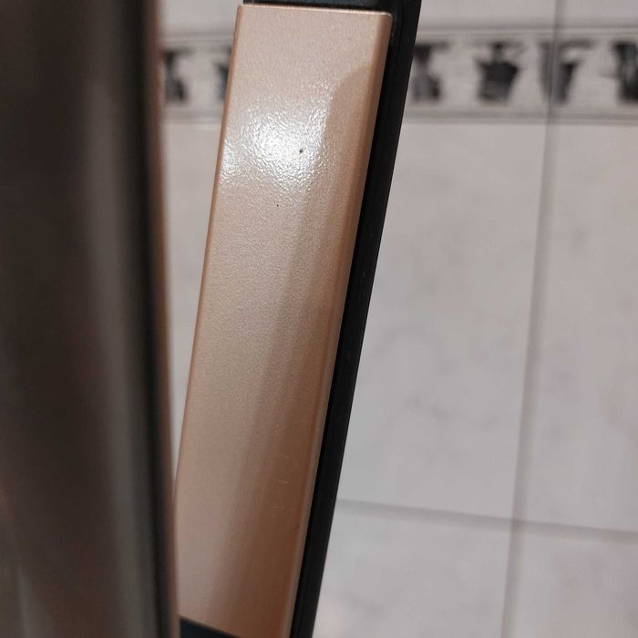 Prostownica Remington Keratin Therapy.